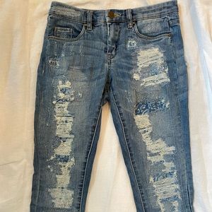 Blank NYC never worn distressed skinny jeans